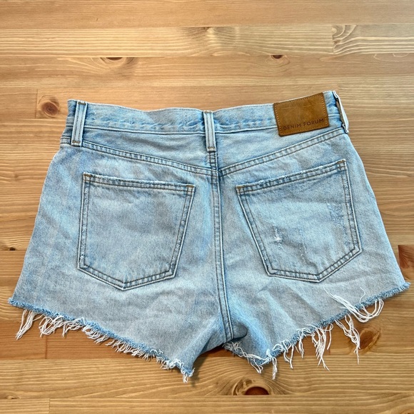 Denim forum - Yoko short NWOT - Picture 2 of 4